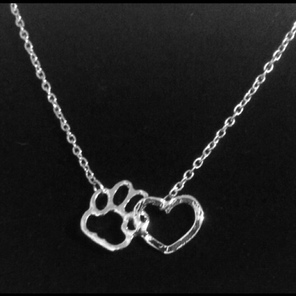 🎁 Paw-Print Necklace - Picture 3 of 5